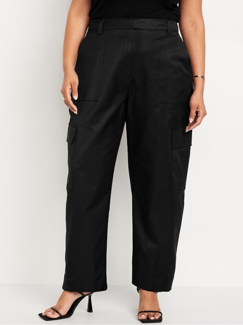 Old Navy black satin cargo pants barrel leg size 4 tall extra high rise